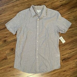 NWT Sun + Stone gray button up tee